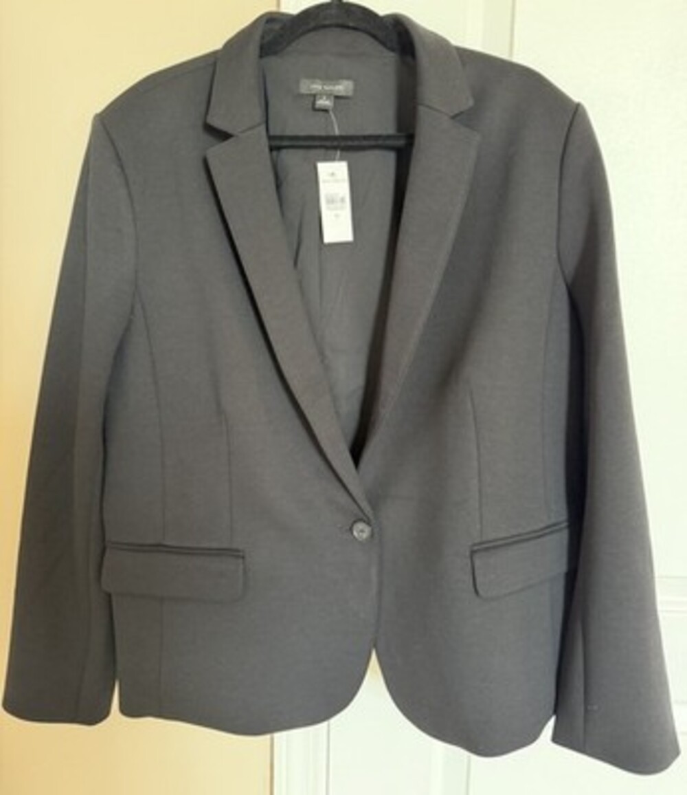 Brand New Ann Taylor Black One Button Blazer Size 18 NWT Career Wear Classic